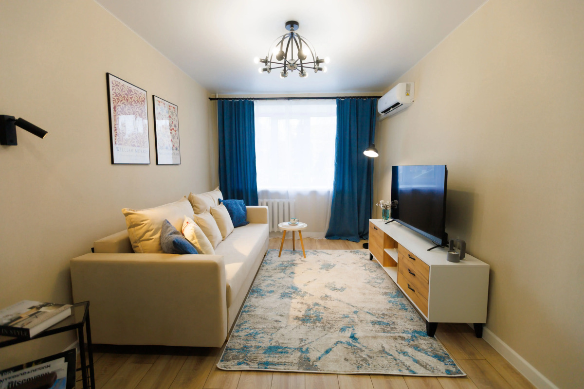 Квартира с новым ремонтом в центре