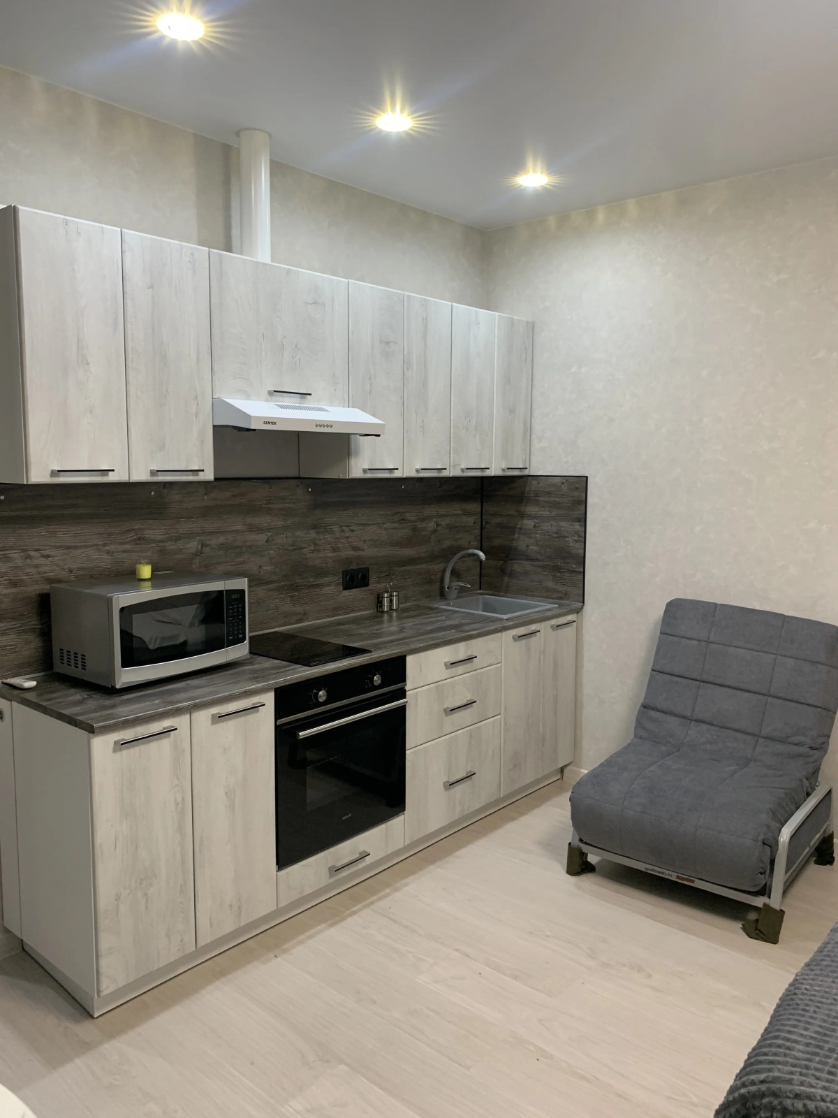 Квартира Большая красивая студия с видом на Обь у метро в ЖК Инские холмы