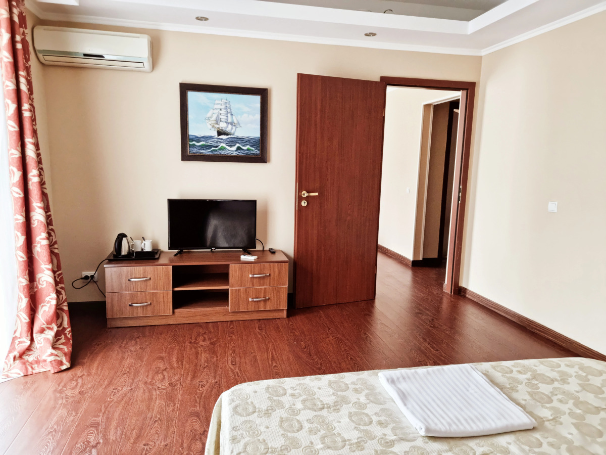 Отель Царская Аллея