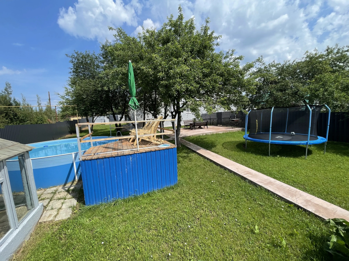 Гостевой Дом с Бассейном