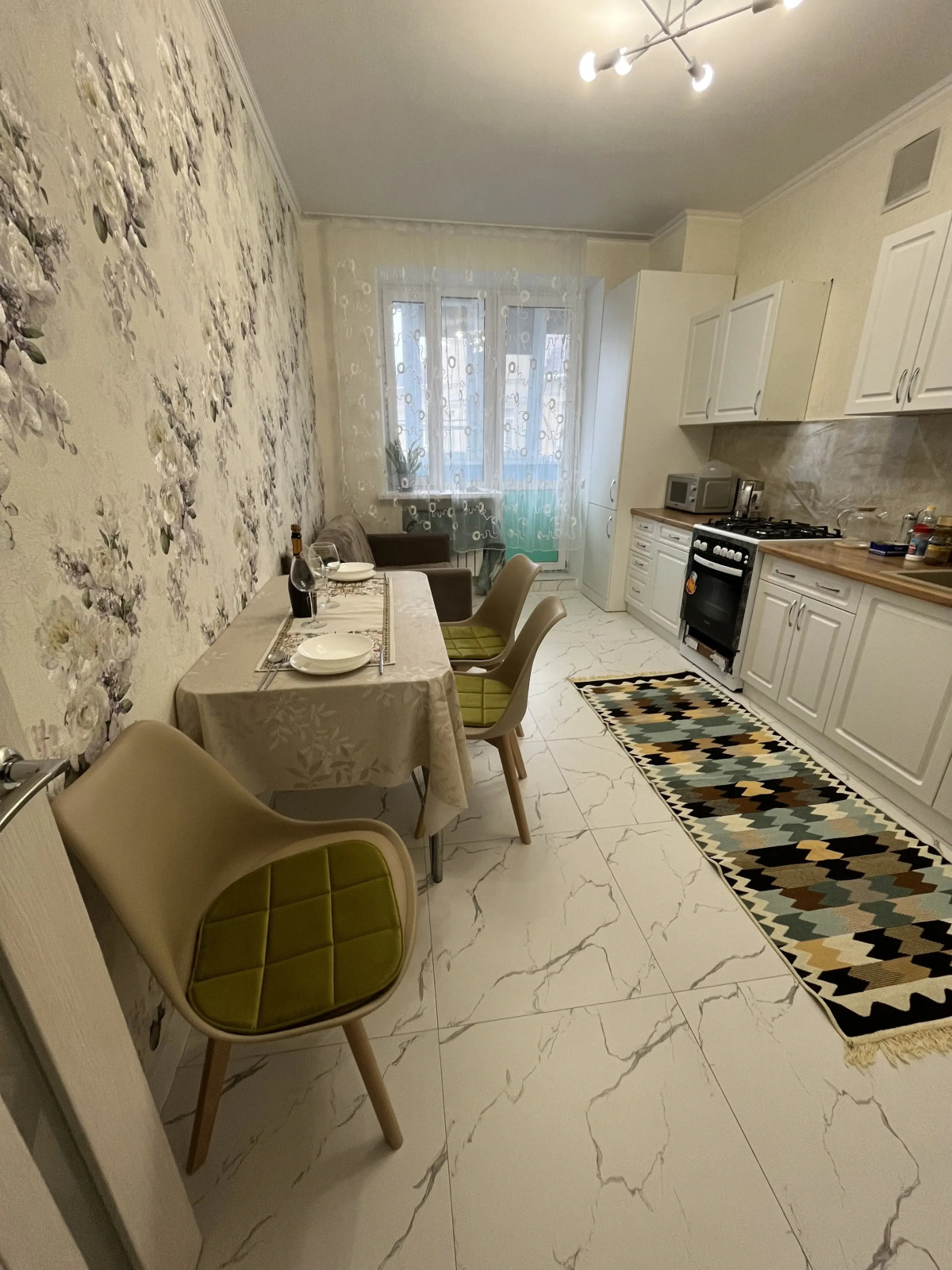 Квартира Уютная Светлая Квартира с Новым Ремонтом в Центре Города