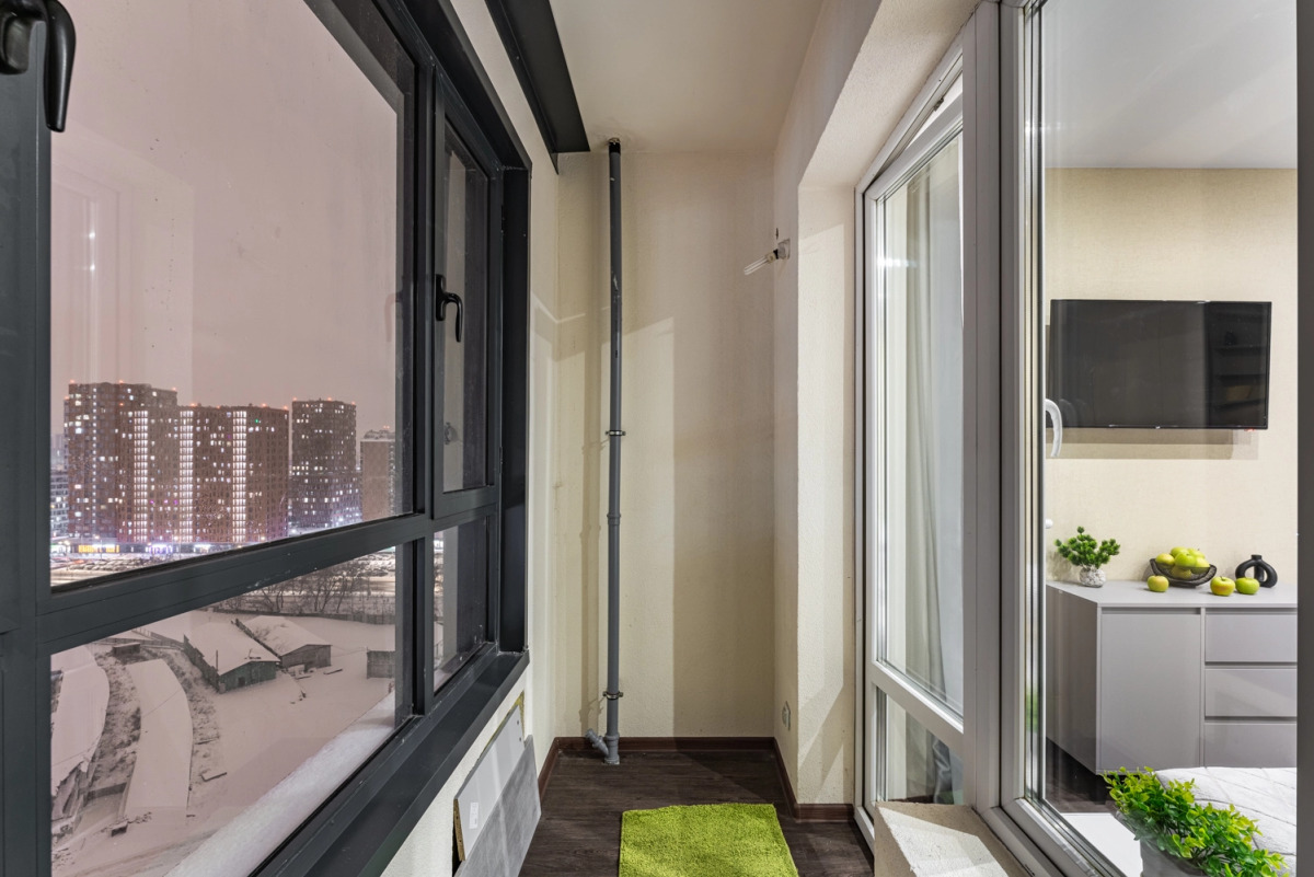 Апартаменты-студия возле метро Стахановская