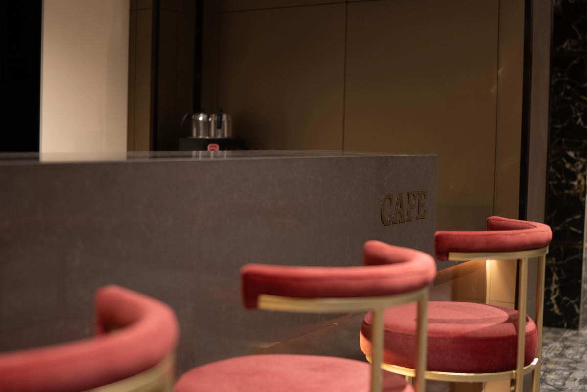 Отель Golden River By Continent Collection