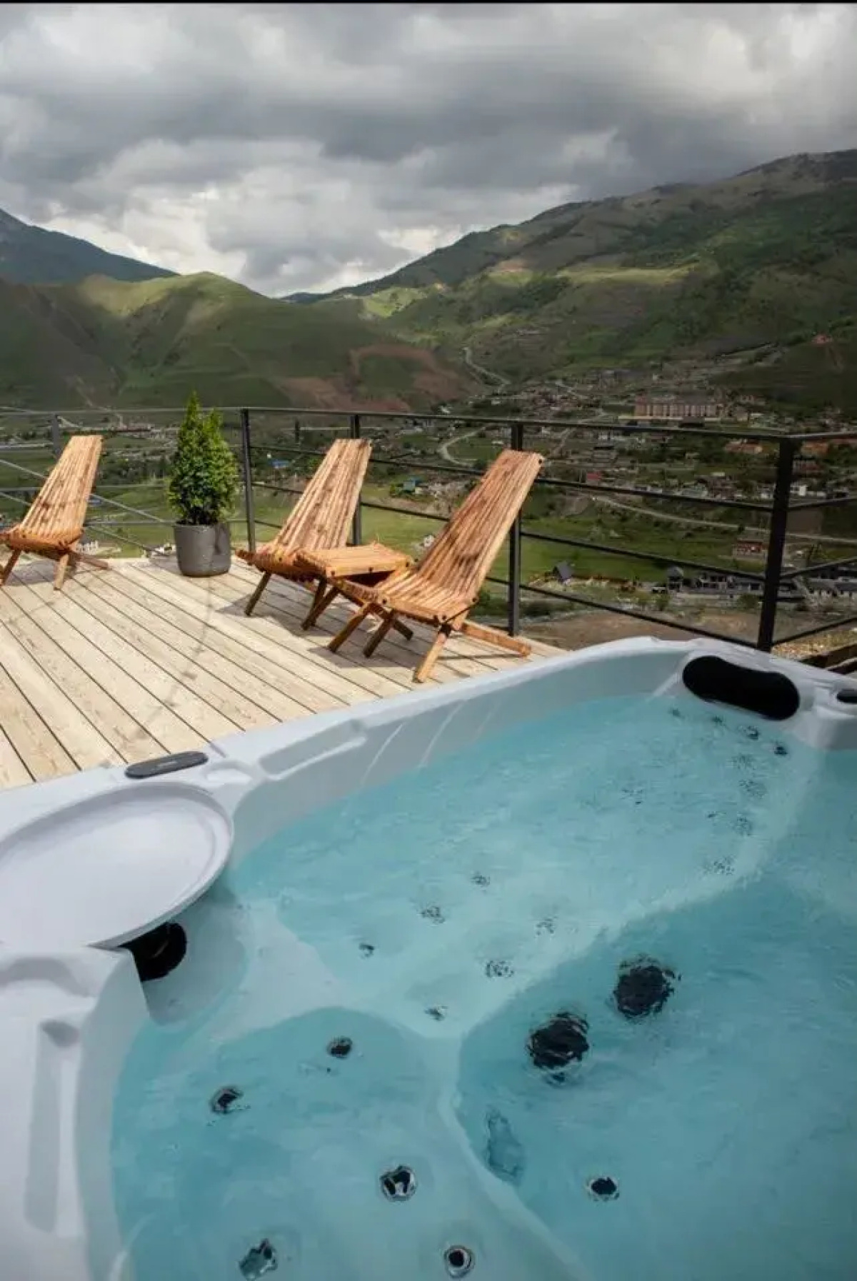 Частный дом с прекрасным видом на горы