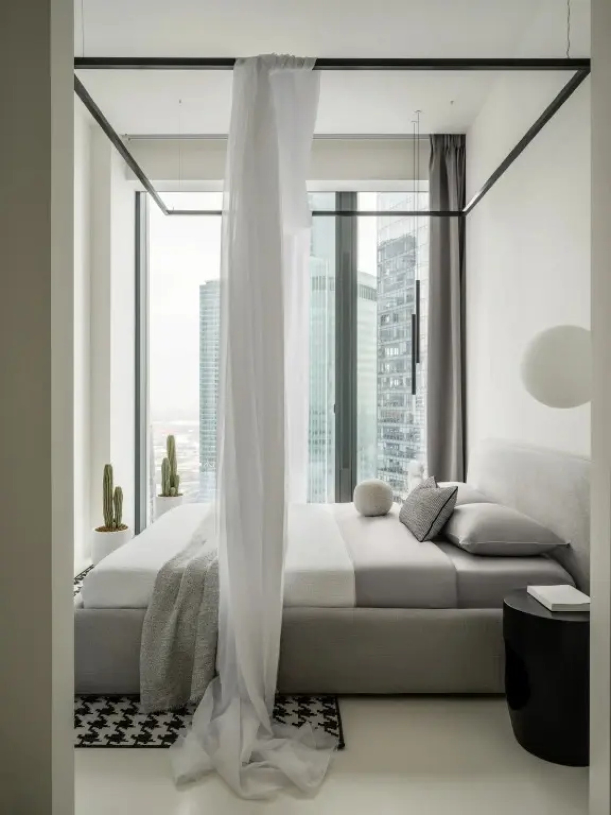 Стильный апартамент с видом на башни на 39 этаже