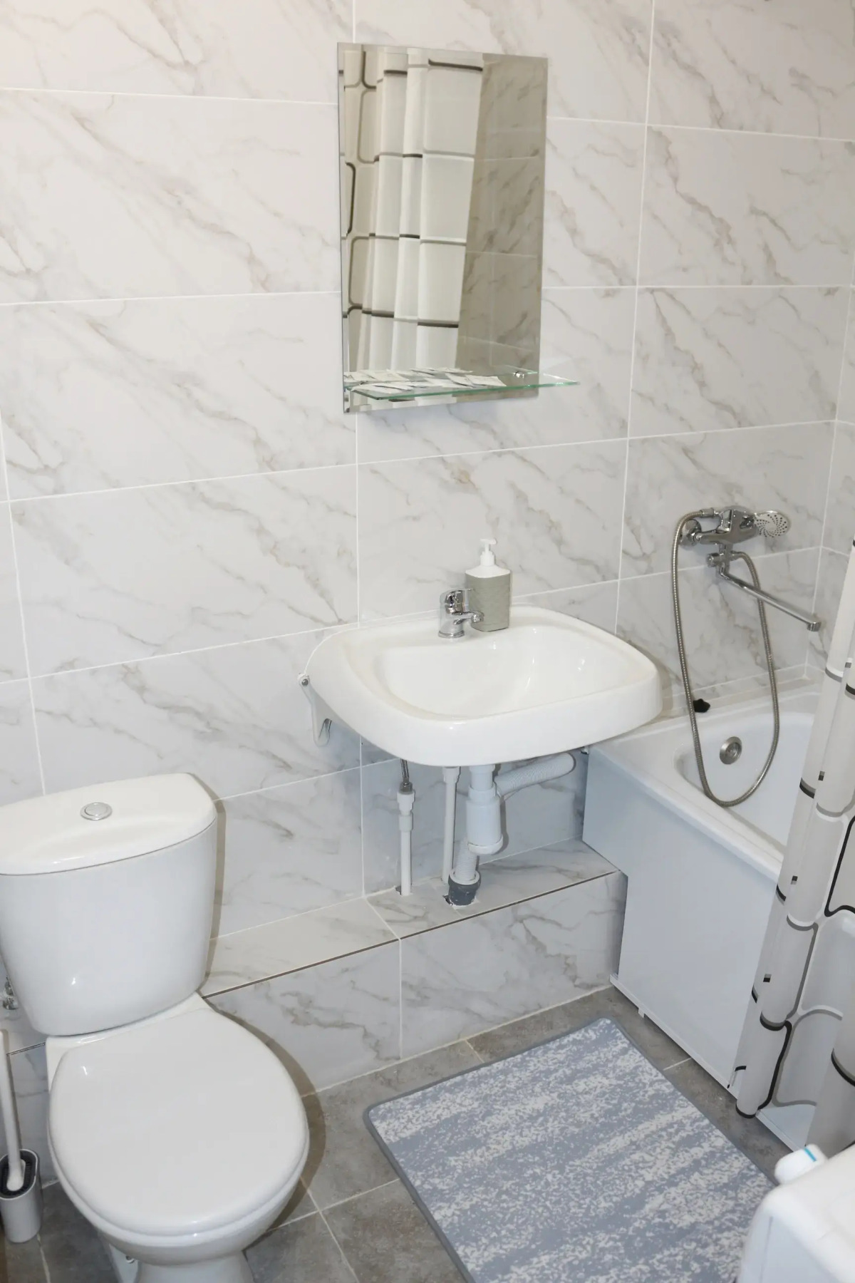 Квартира NiceAparts Евротрешка № 2 на Бурмакинской 7