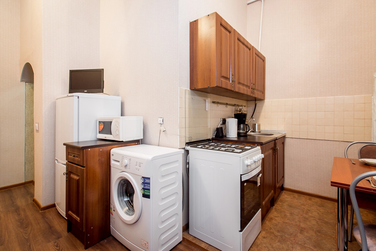 Апартаменты на Суворовском проспекте 48