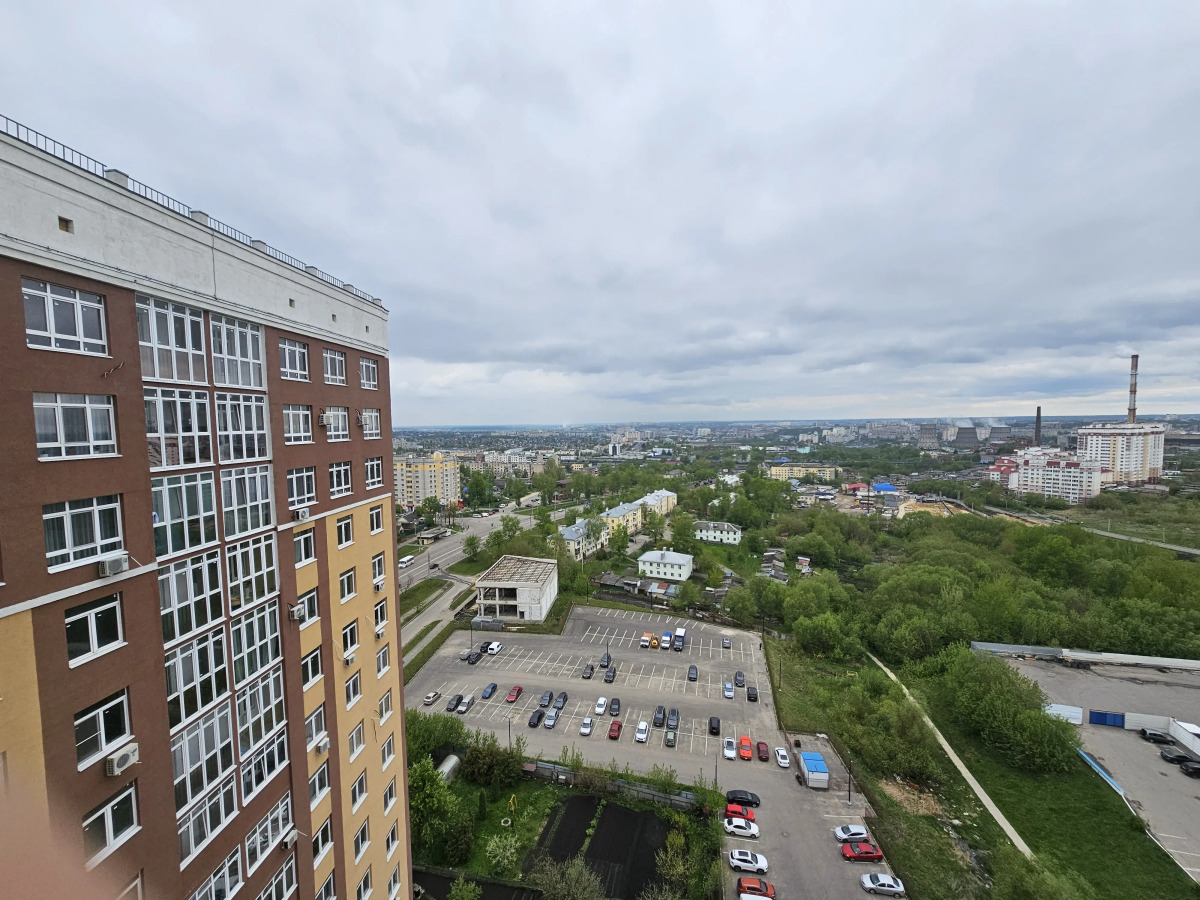 Апартаменты Аврора на Михалицына 1, 10 этаж