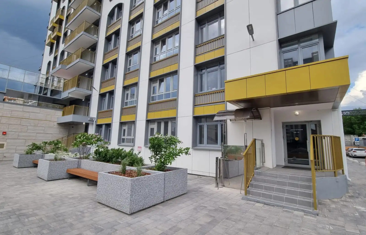 Квартира Луначарского 97