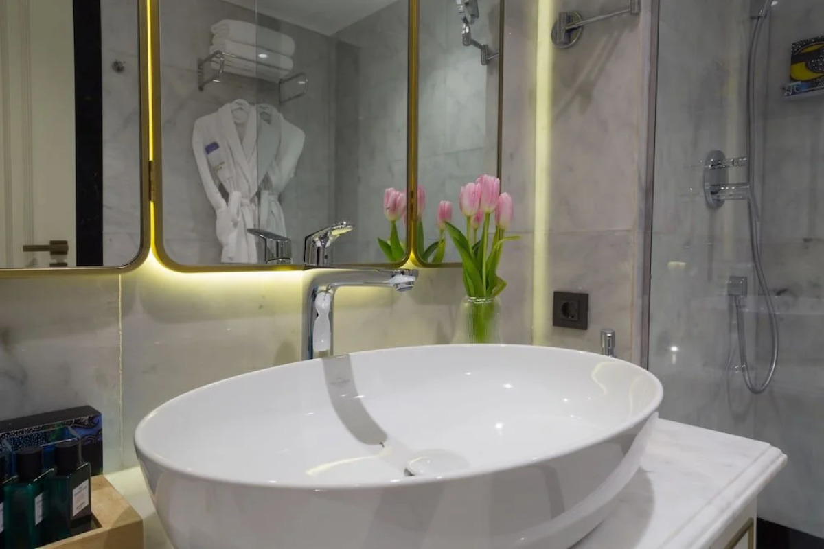 Отель Art Gallery