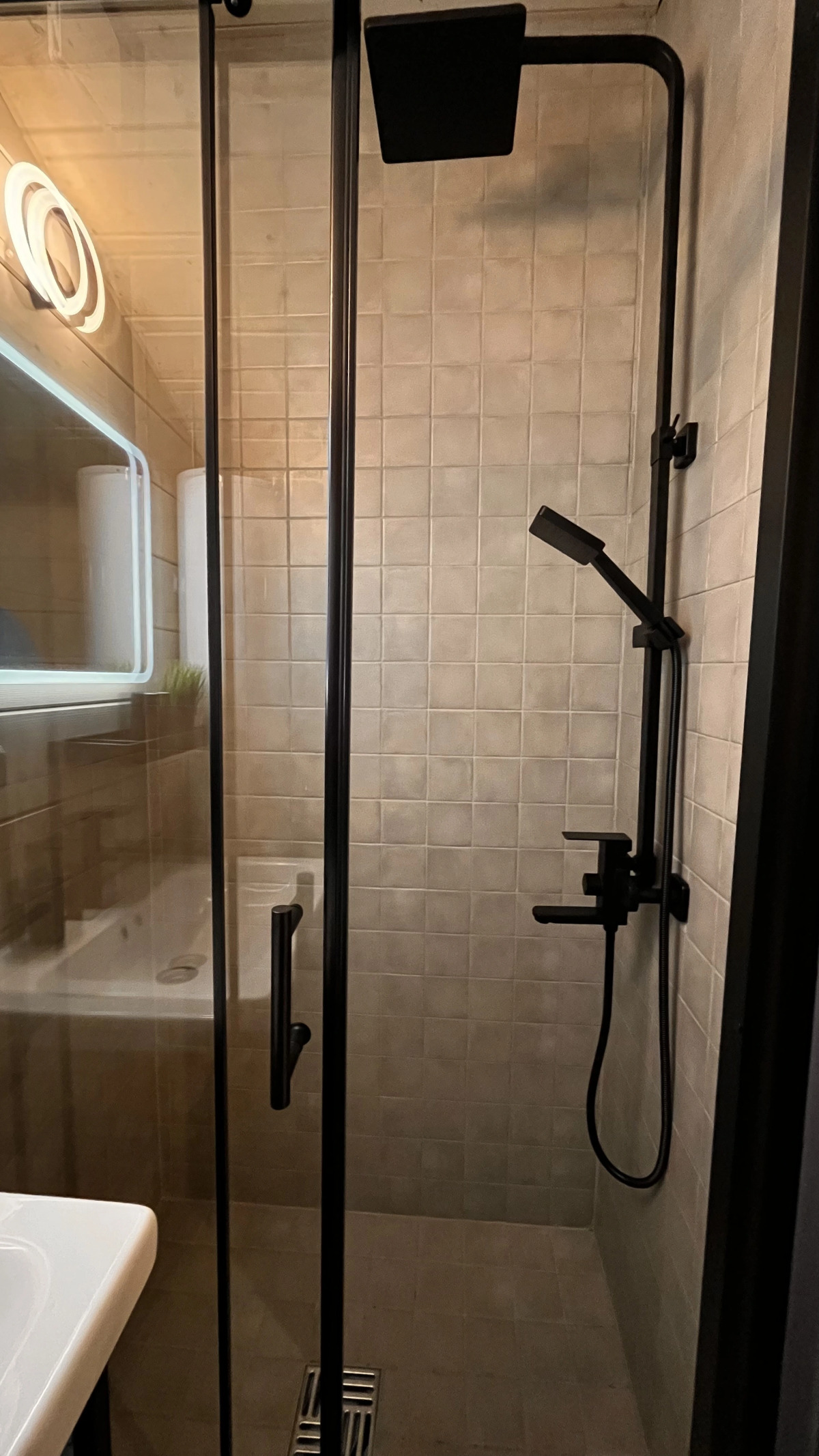 Частный дом среди леса в 15 минутах езды от Кировска