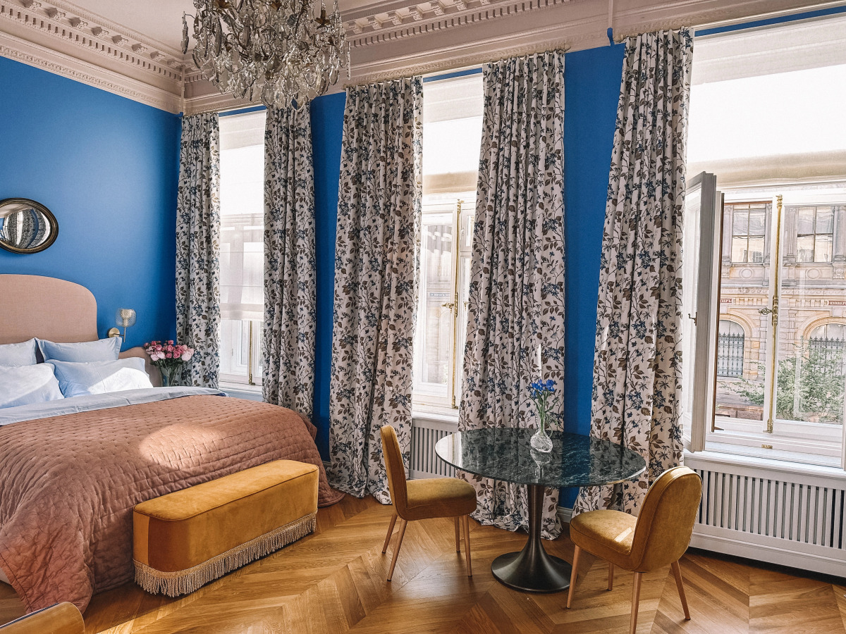 Апартаменты Эксклюзивная квартира Уголок Парижа