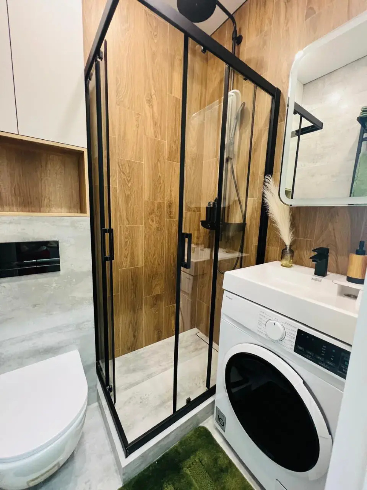 Апартаменты Студия с дизайнерским ремонтом с бассейном на крыше