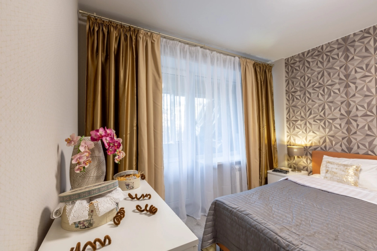 Апартаменты Кварт-Отель, Плющиха, 42