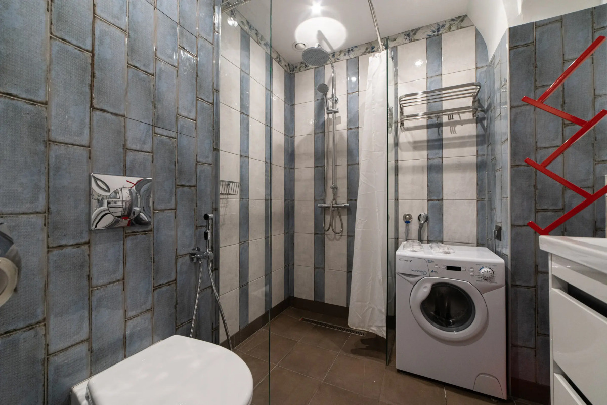 Отель Двенадцать