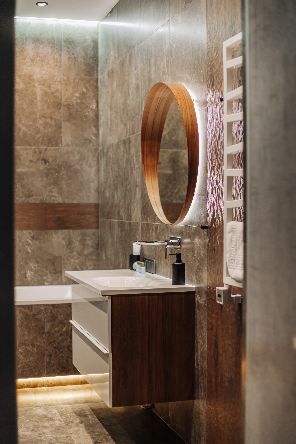 Апартаменты Lalapart Skyfall с панорамным видом с 46 этажа небоскреба Савеловский Сити