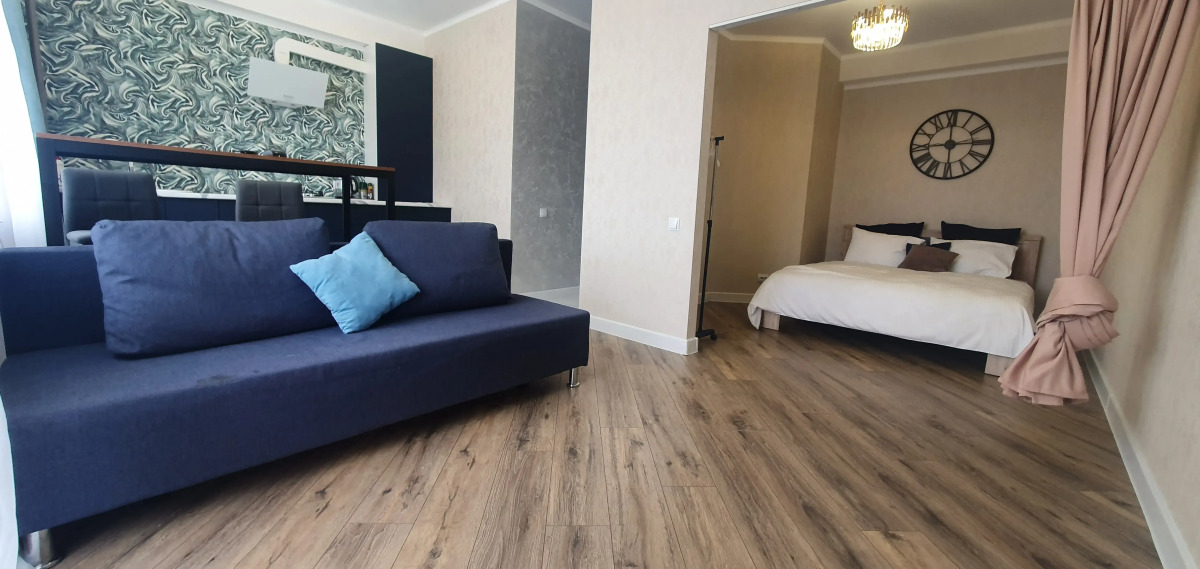 Апартаменты Адмиральского 1А