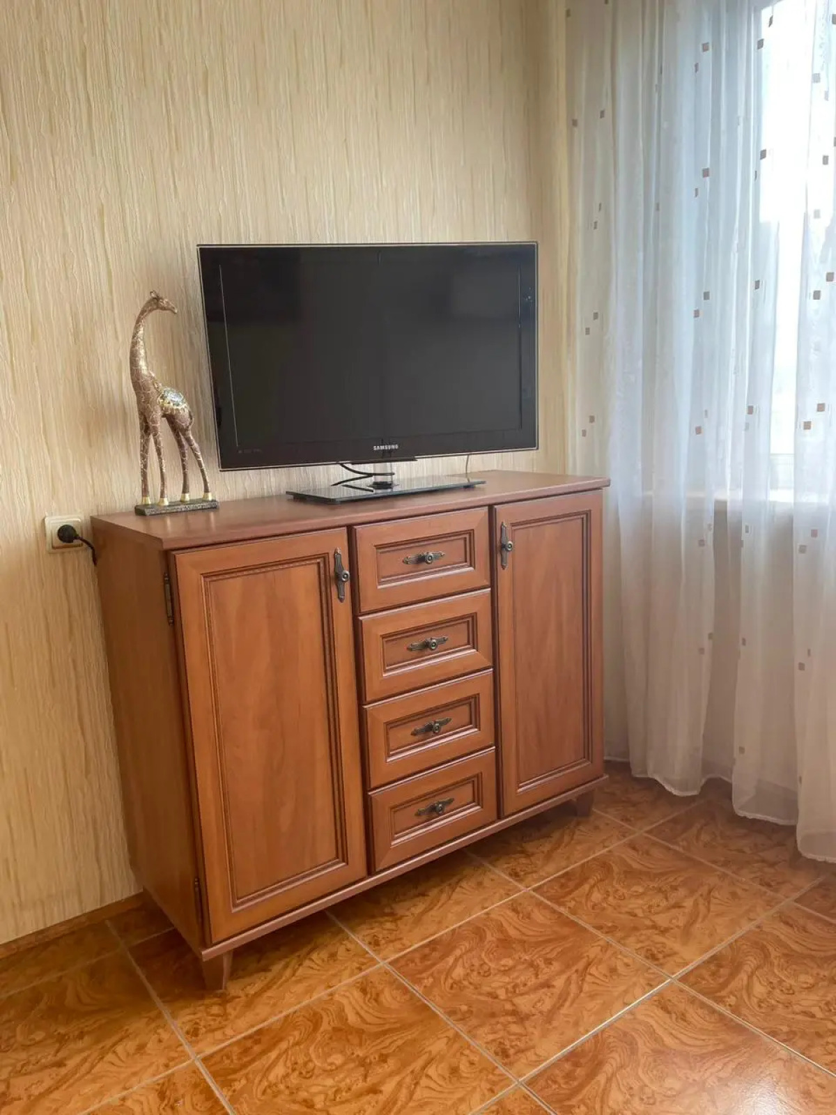 Апартаменты на Хмельницкого