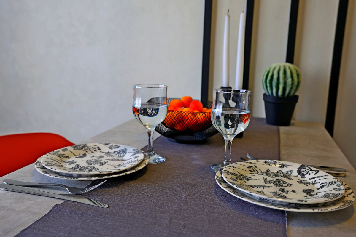 Квартира Стильная Современная с Проектором для Уютных Вечеров в Историческом Центре Города