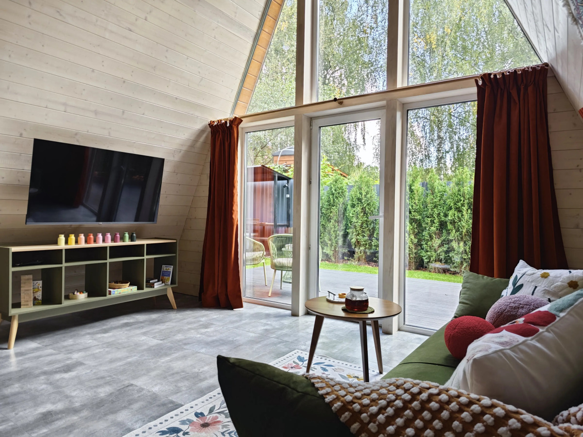 Частный дом Увеличенный А-фрейм Сад с баней и чаном