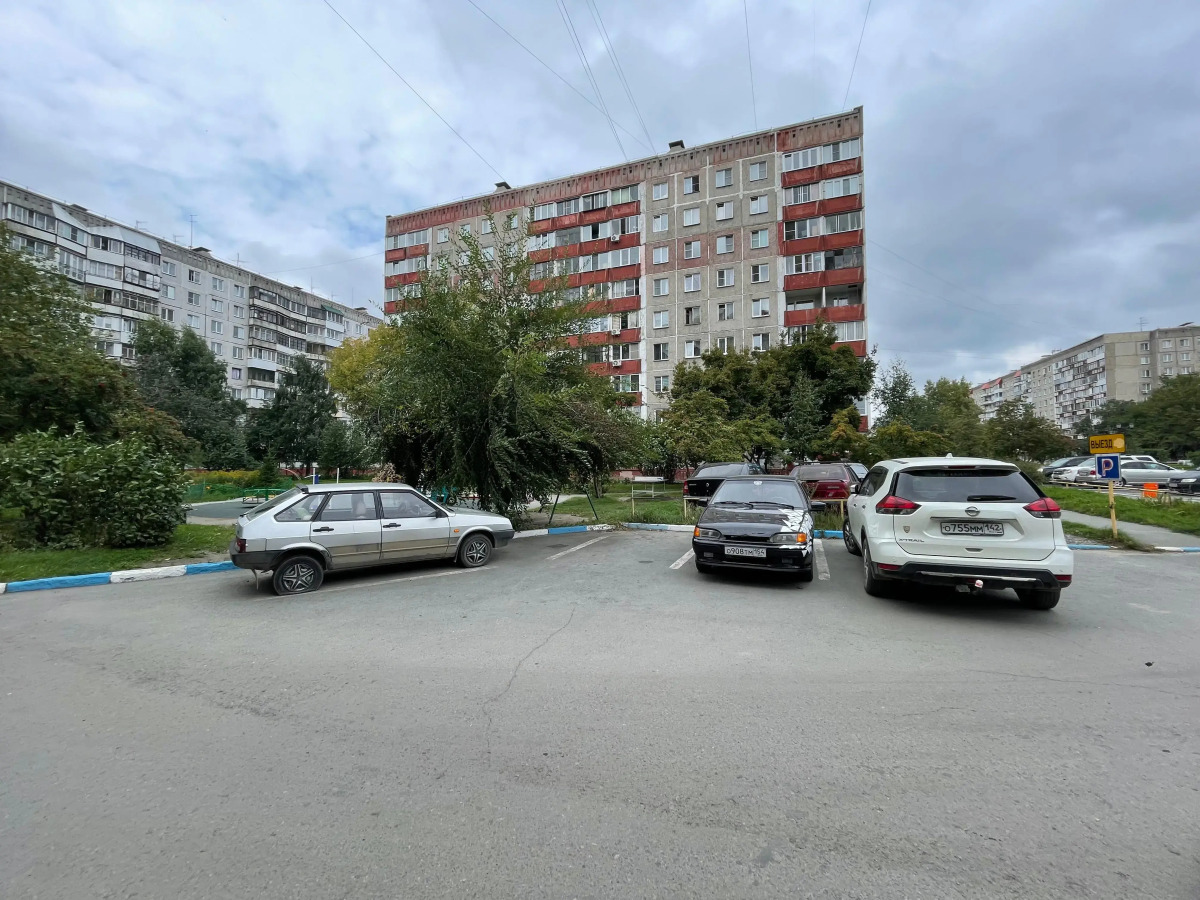 Квартира 4-х комнатная на 10-х у пляжа с озером