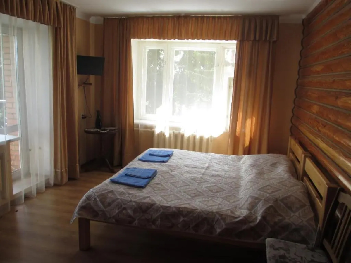 Гостевой дом на берегу озера Неро