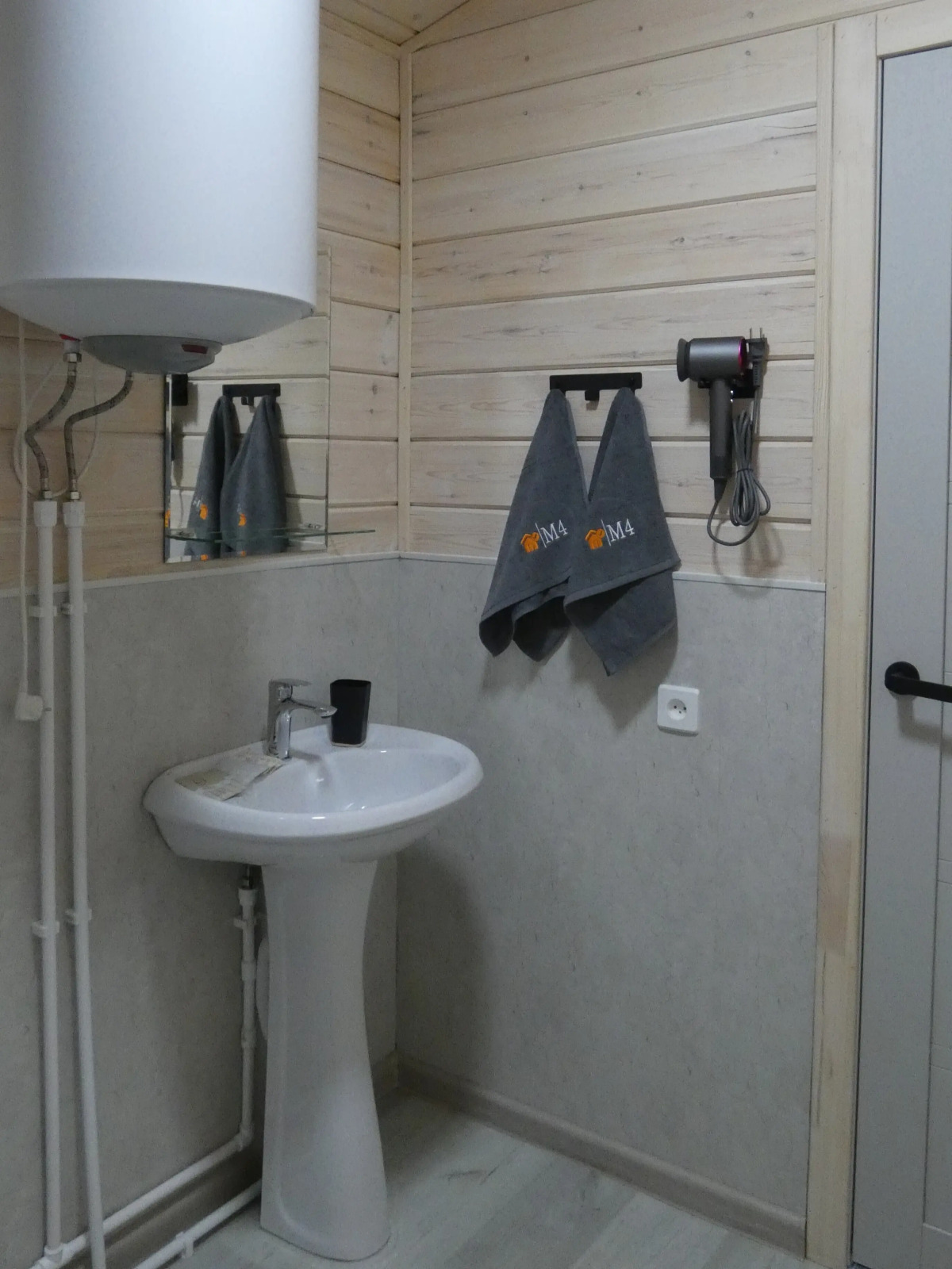 Частный Дом 7 с Отдельными Кроватями