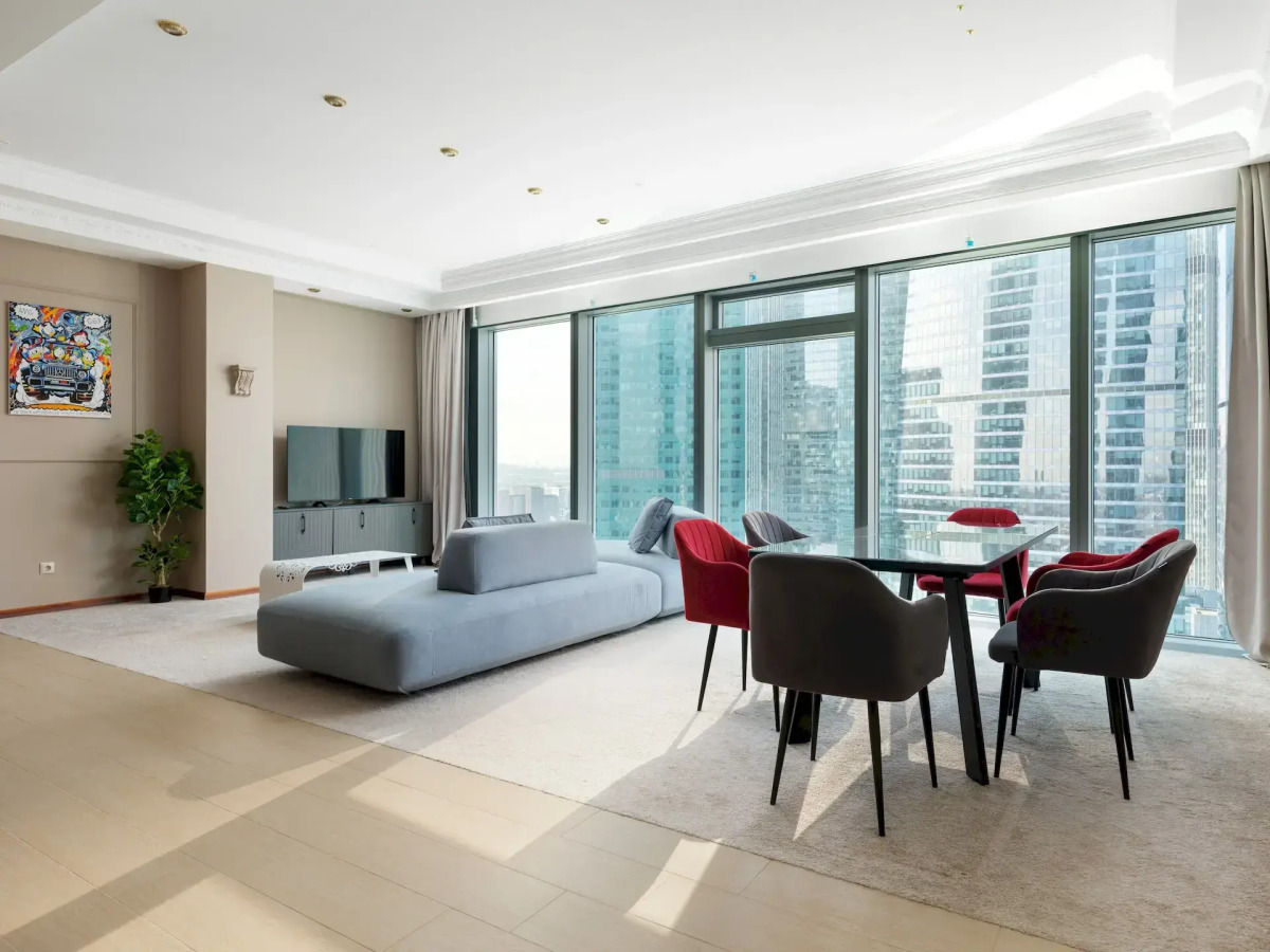 Апартаменты в Москва Сити стильные и просторные с широкой панорамой на башни