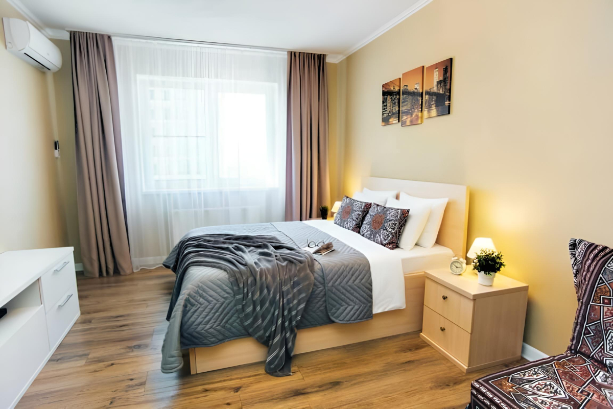 Апартаменты Uzorapart Просторная Евродвушка у Пляжа Алексино с Видом на Закат