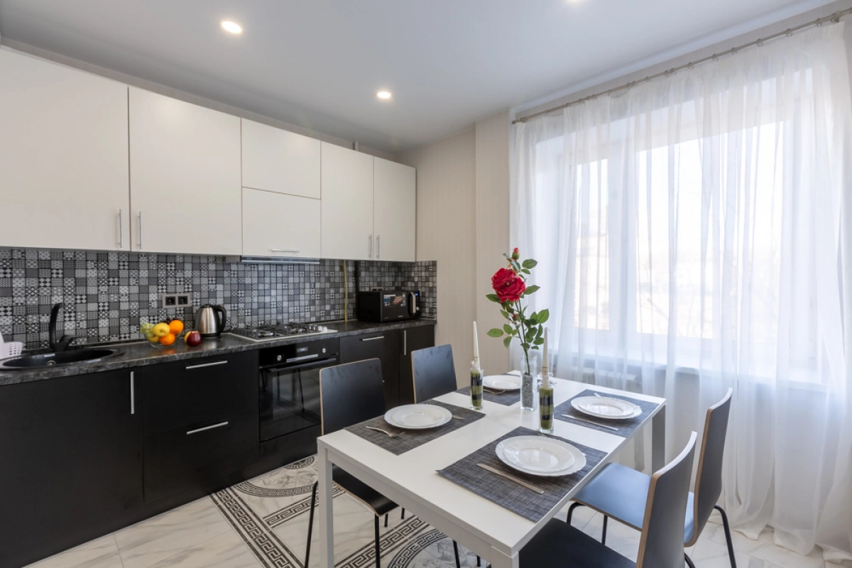 Апартаменты Кварт-Отель, Плющиха, 42