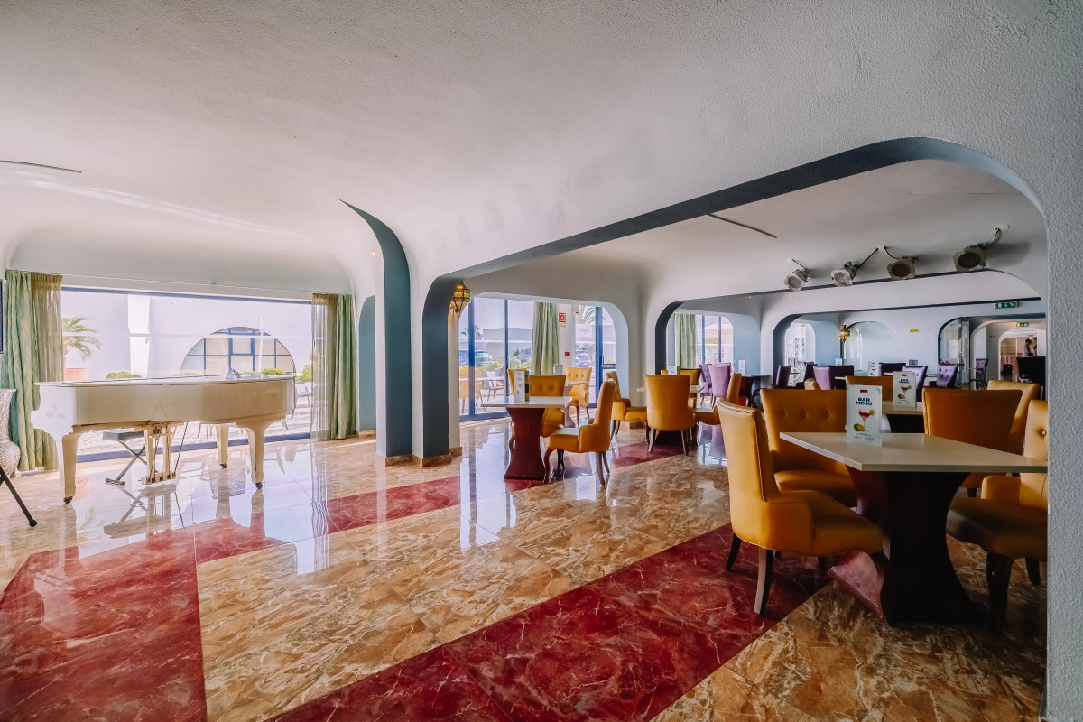 Апарт-Отель Grand Muthu Oura View Beach Club