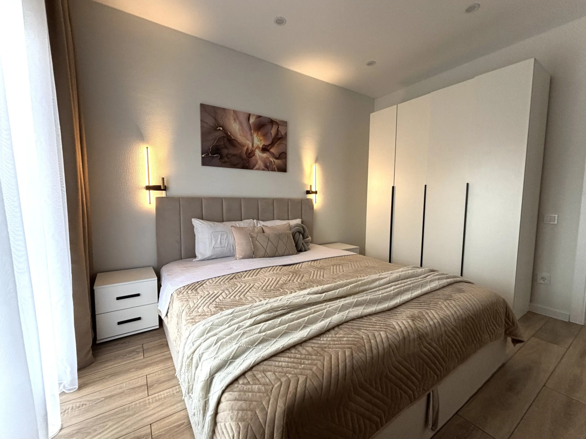 Квартира BestHome Евродвушка стильная светлая в центре города