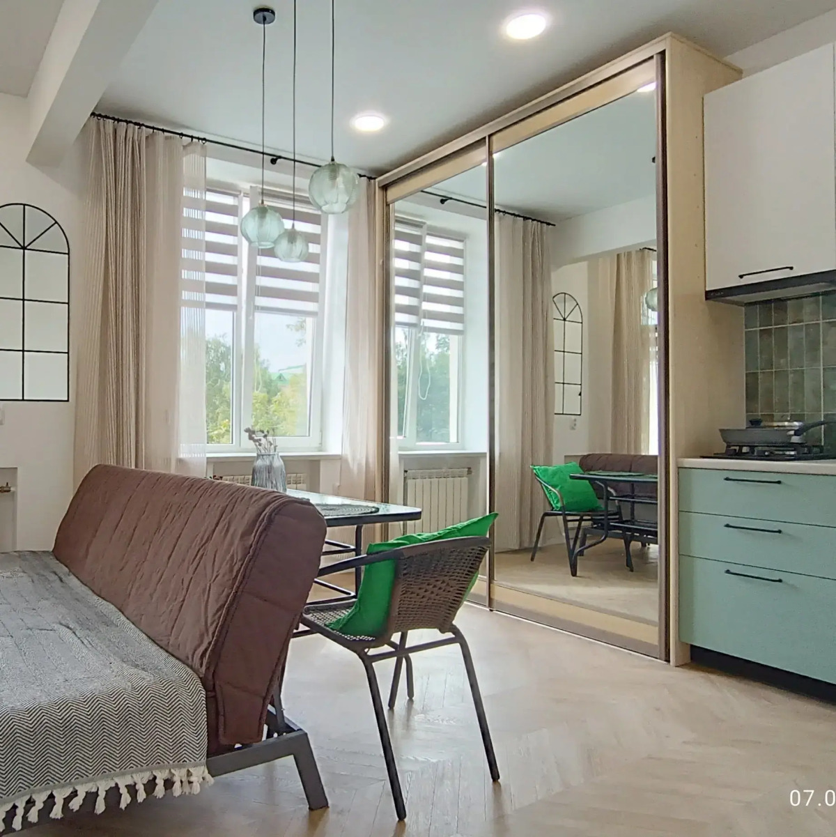 Квартира просторная бульвар Ленина 4