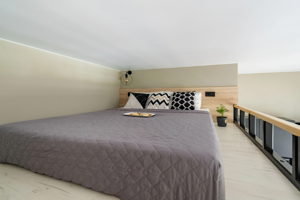 Апартаменты Лофт с Видом на Неву 1