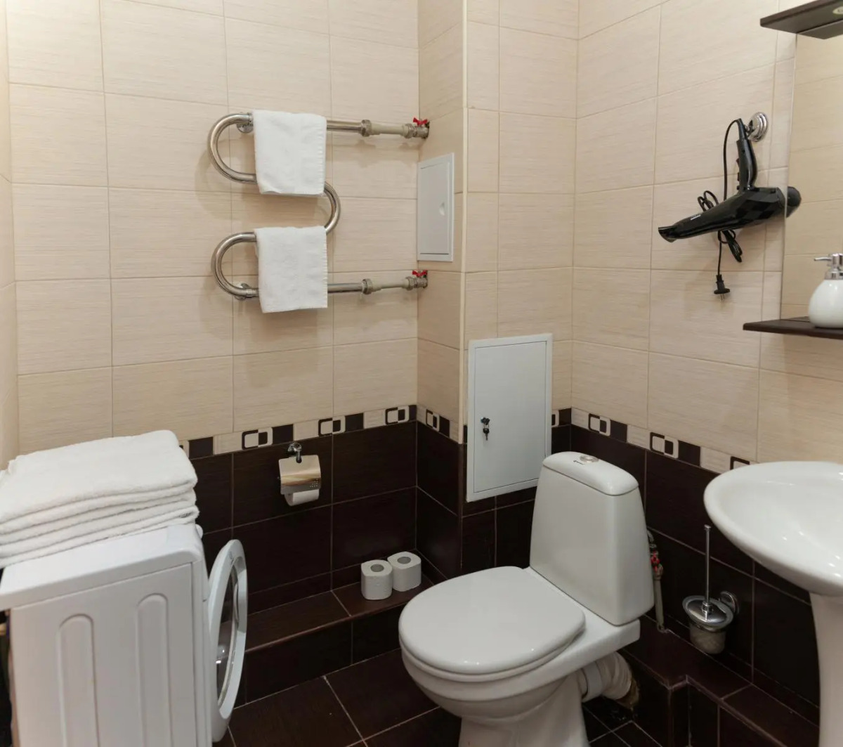 Апартаменты однокомнатные (117) Серебровская 91