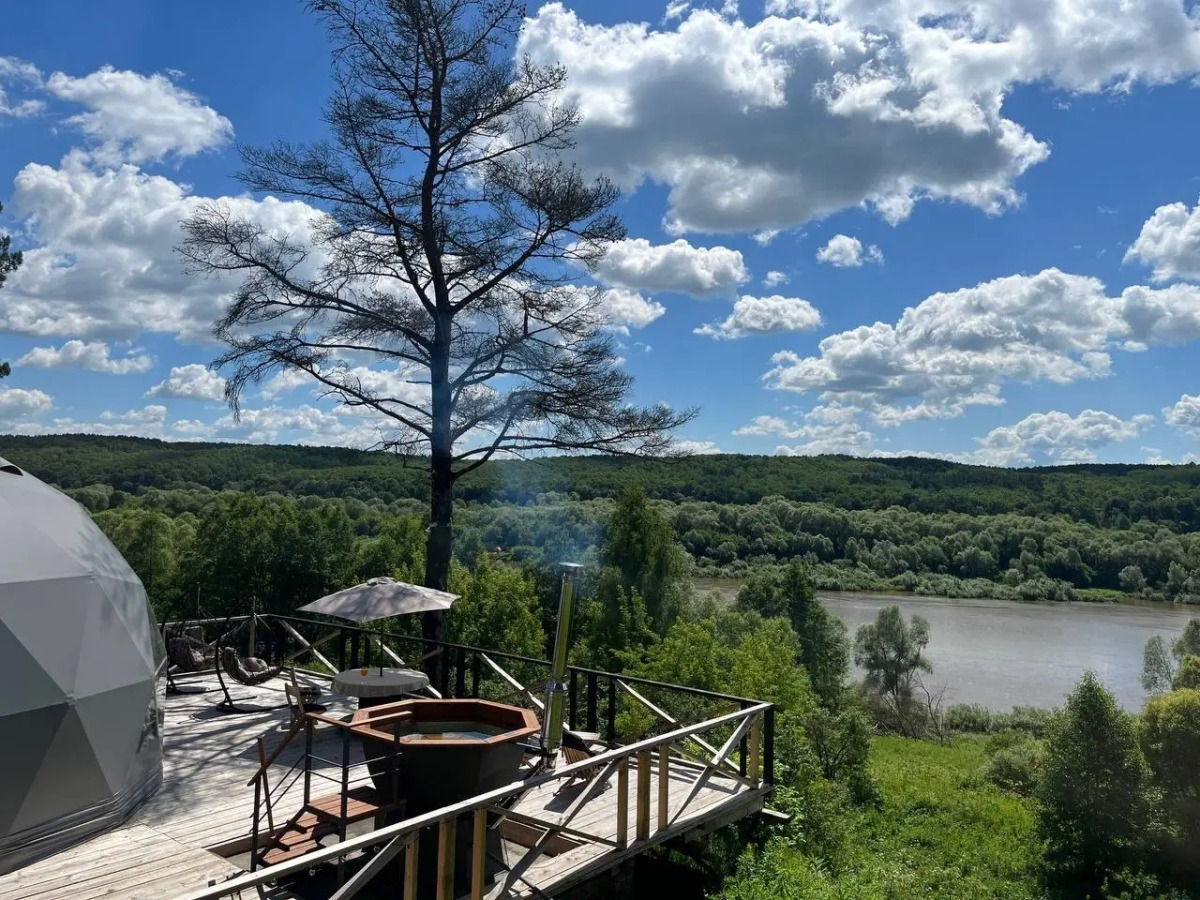 Глэмпинг Глэмпгеокупол "Домик на Оке" Таруса