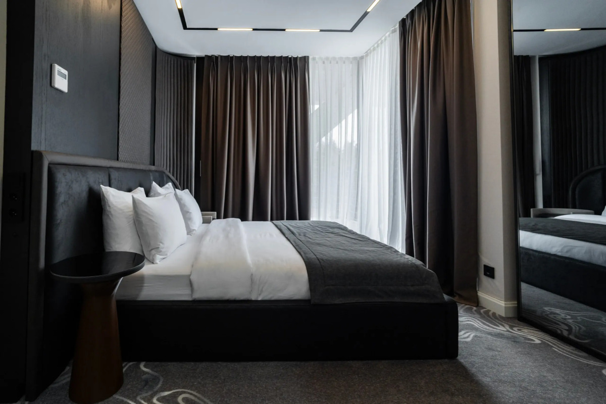 Отель Riviera Hotel