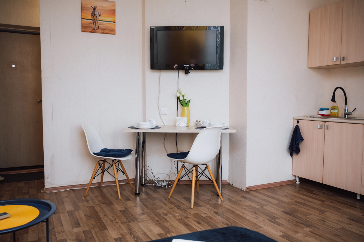 Апартаменты Солнечная студия на 40-летия Победы