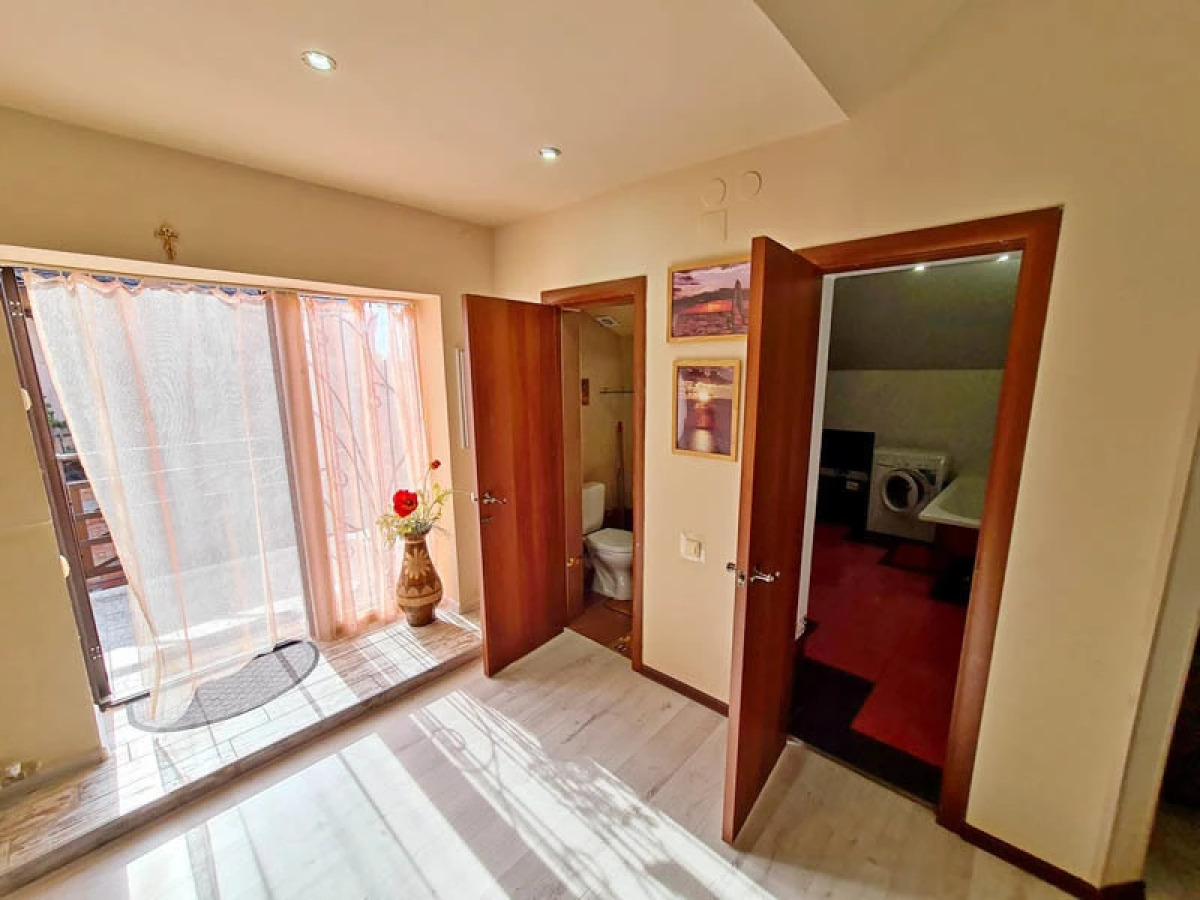 Частный дом Таунхаус со своим двором Кубанский Дворик 1