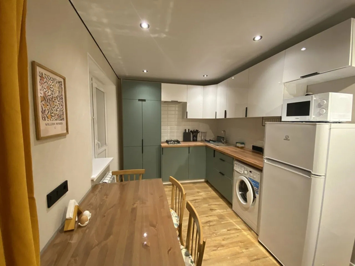 Квартира на Улице Тхапсаева 16