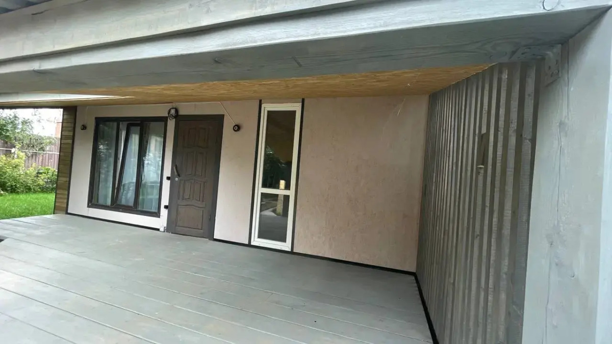 Частный ДОМ У ВОДЫ С БАНЬКОЙ