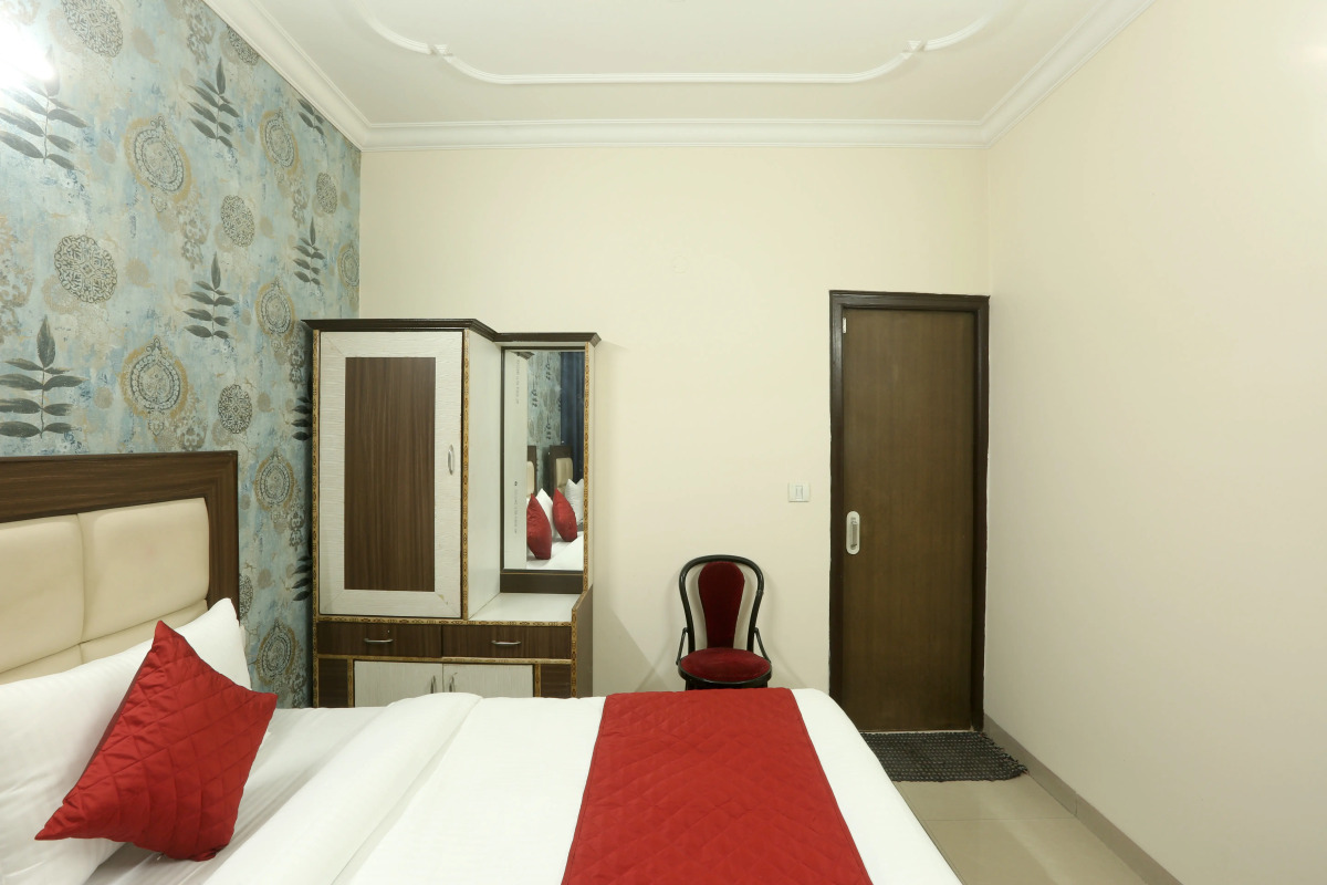 Отель Airport Mayank Residency