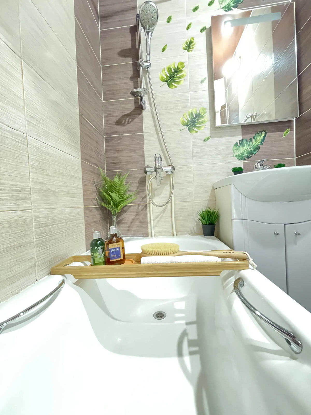 Апартаменты Тропическая Студия