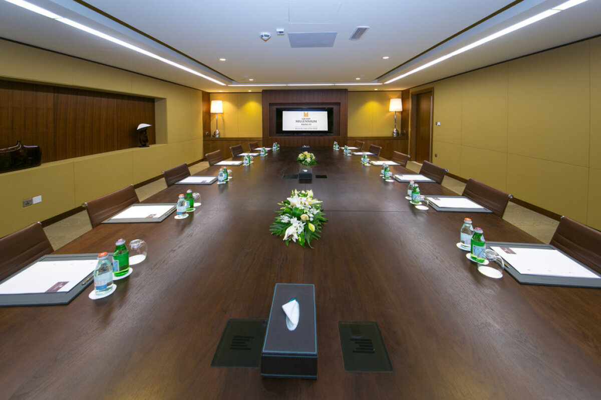 Отель Grand Millennium Muscat