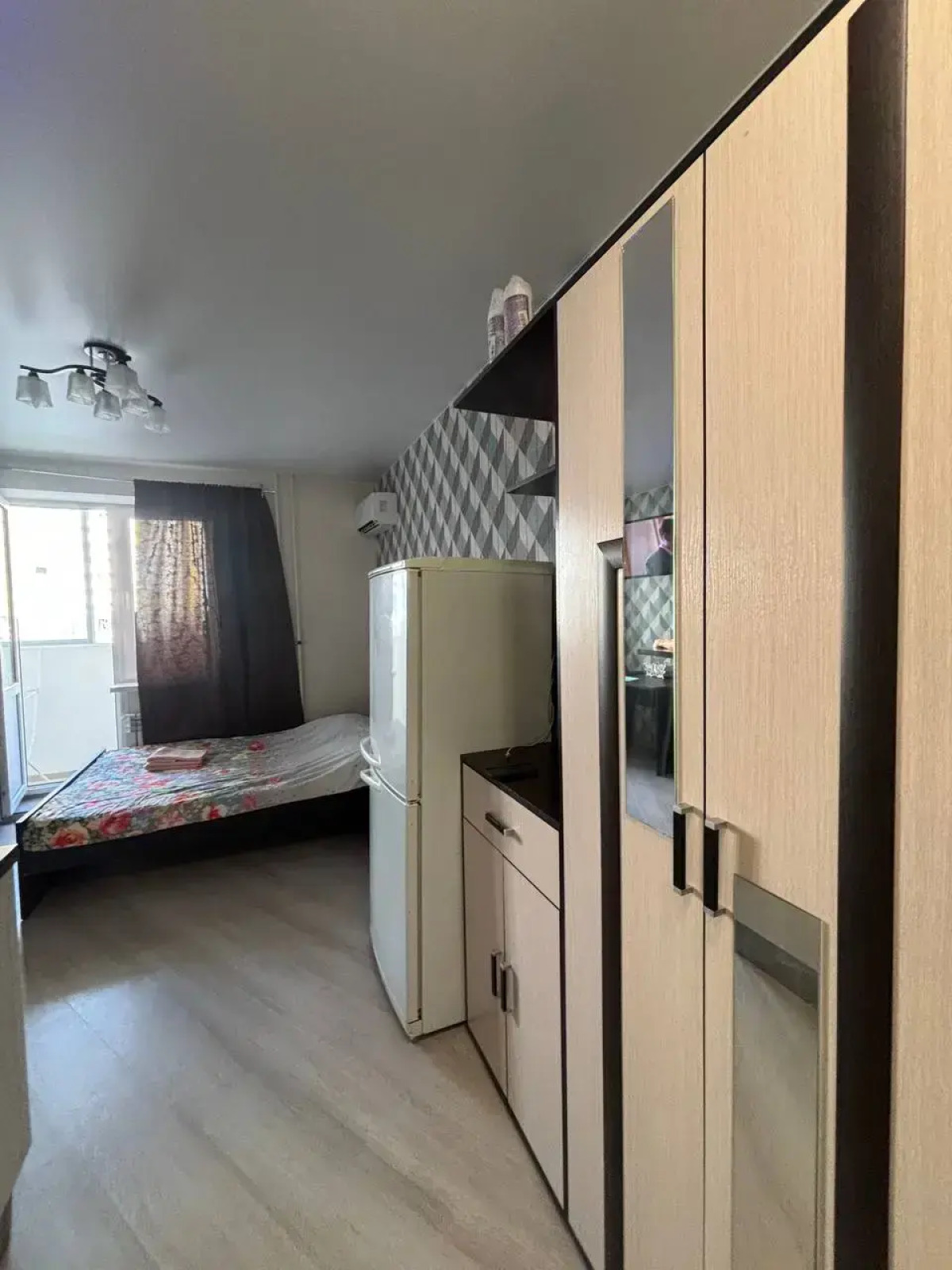 Квартира студия уютная в Спутнике