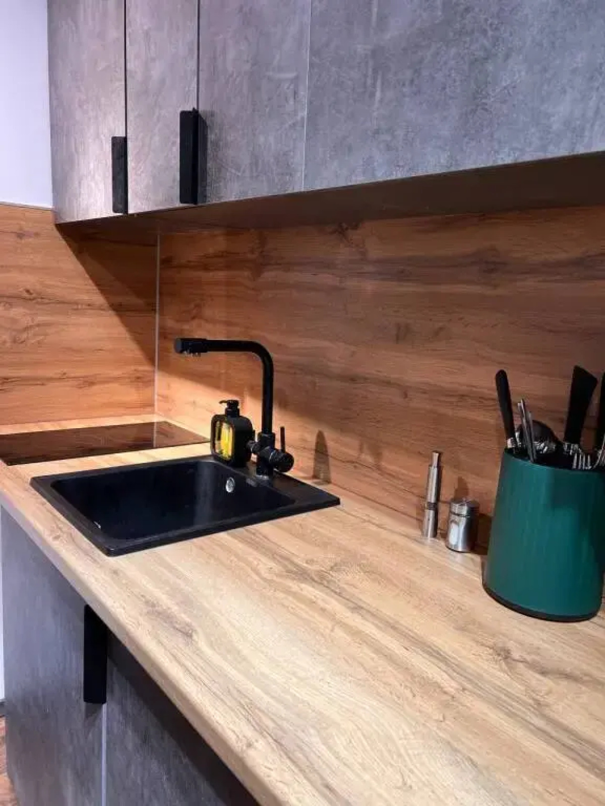 Частный Дом в Лесу с Террассой