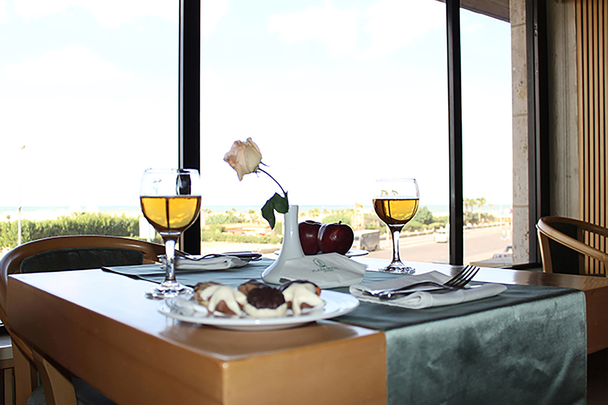 Отель Plaza Hotel Alexandria