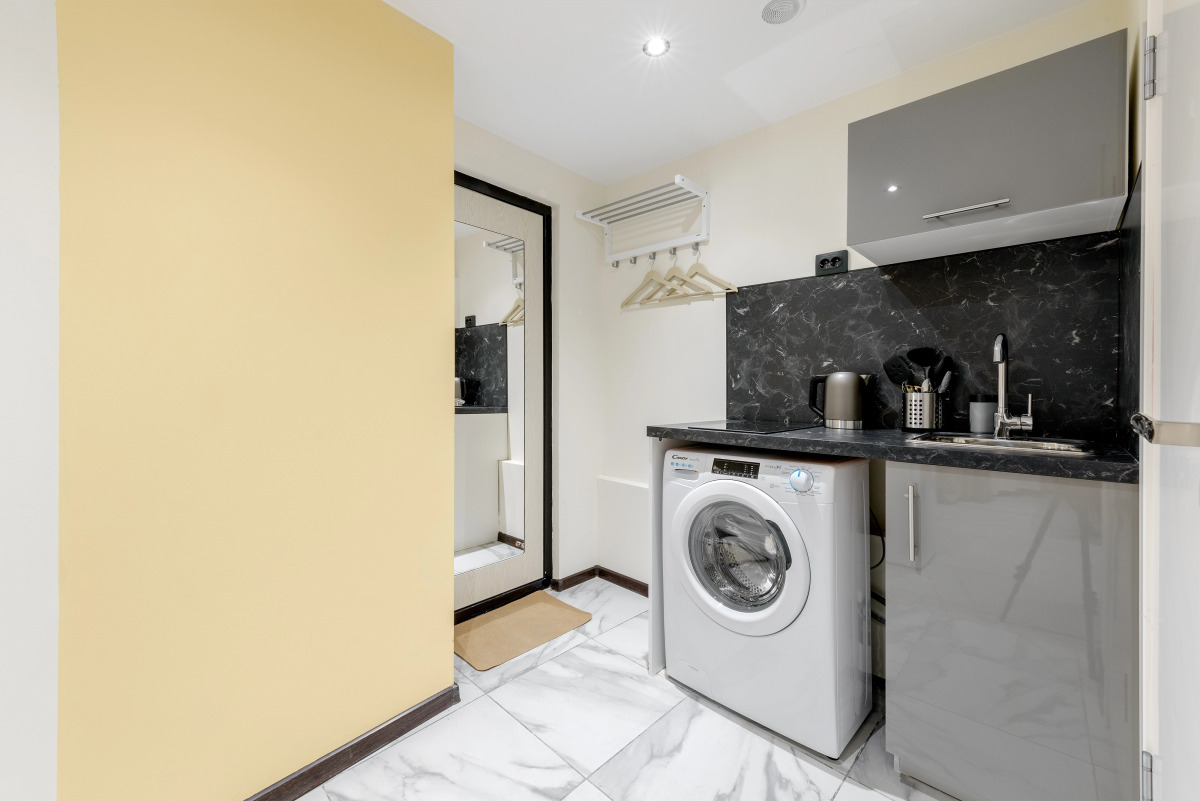 Апартаменты VEDA Aparts 1 Свечной Переулок 17