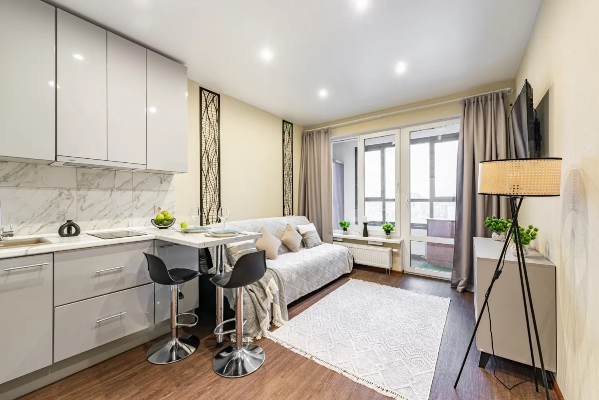 Апартаменты-студия возле метро Стахановская