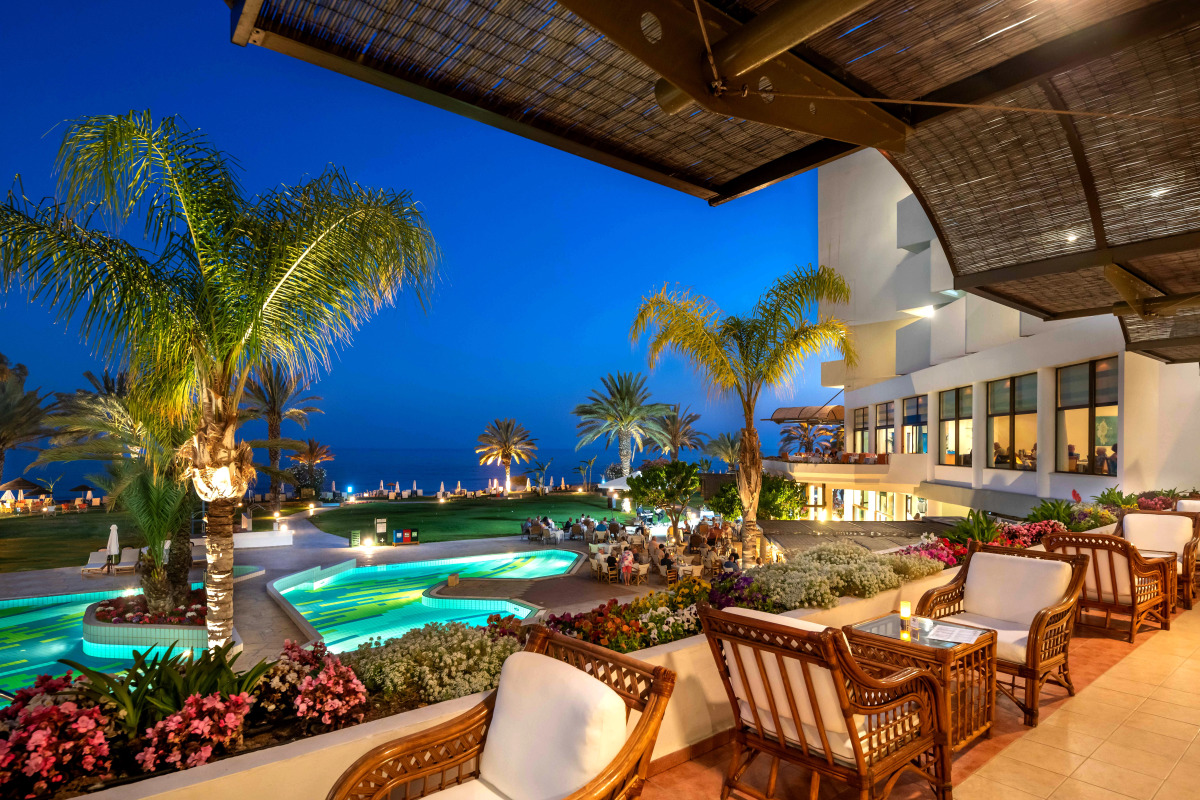 Отель Constantinou Bros Athena Royal Beach